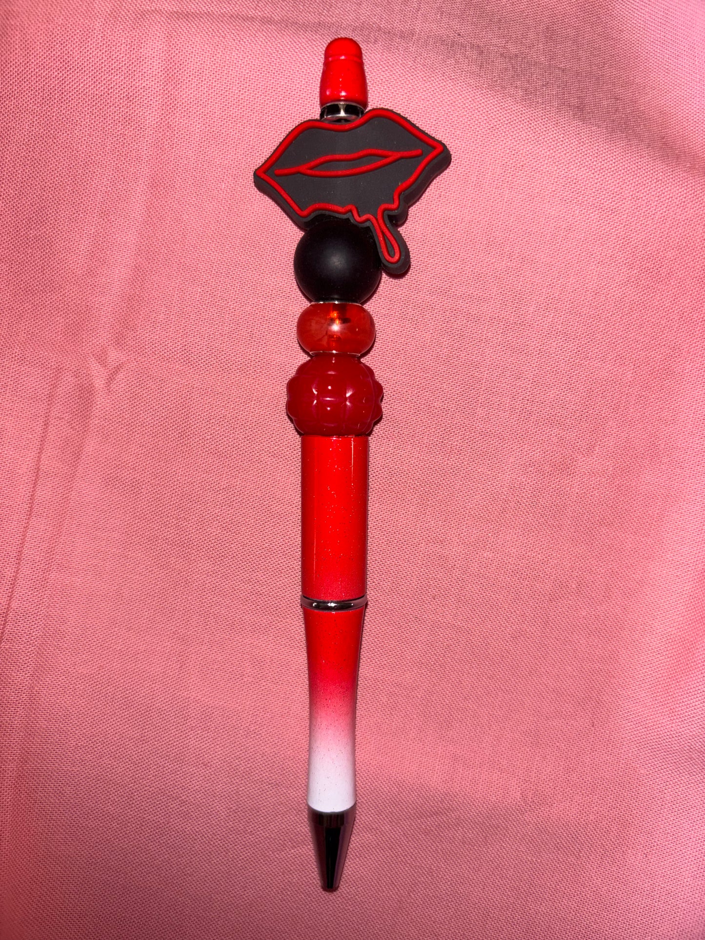 Ready to ship pen-lips/red and white